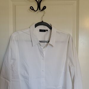 APT 9 Classic White Button Down NWOT